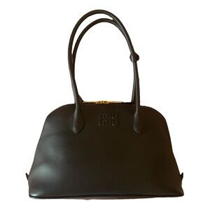 Miu Miu Elegant Black Shoulder Bag